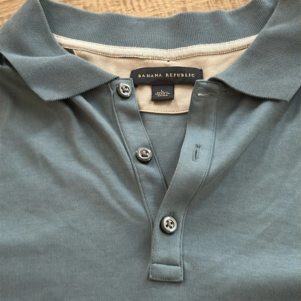 Banana Republic 100% cotton